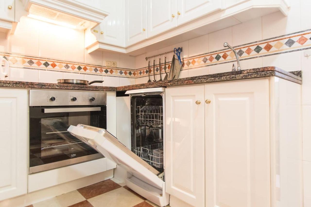 Nice Apartment Close To Mercado Central อาลิกันเต ภายนอก รูปภาพ