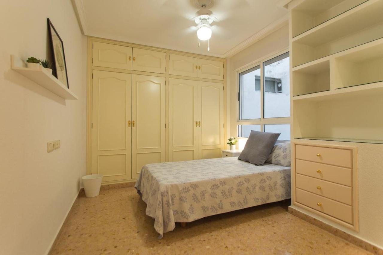 Nice Apartment Close To Mercado Central อาลิกันเต ภายนอก รูปภาพ