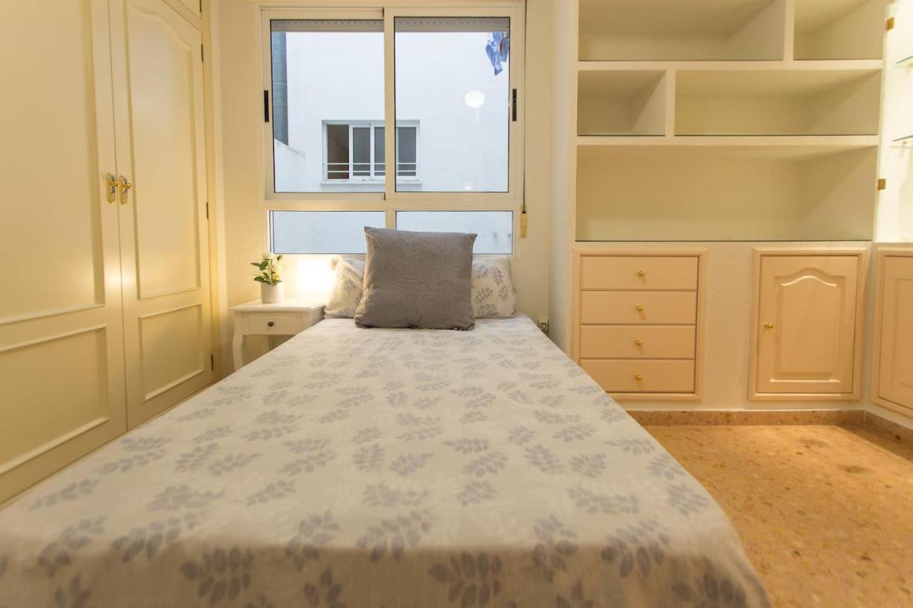 Nice Apartment Close To Mercado Central อาลิกันเต ภายนอก รูปภาพ